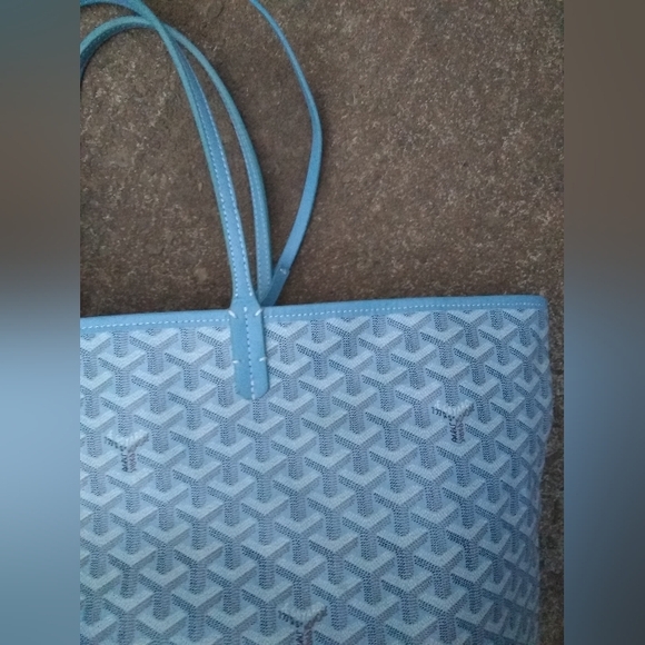 Cute Tote - Picture 2 of 10